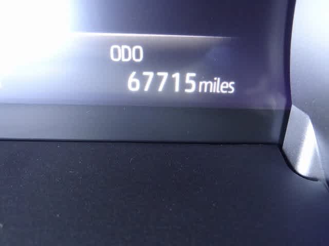 Thumbnail: 2022 Toyota Highlander - 28