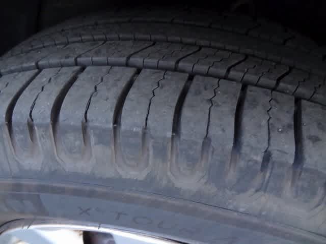 Thumbnail: 2012 Toyota Camry - 23