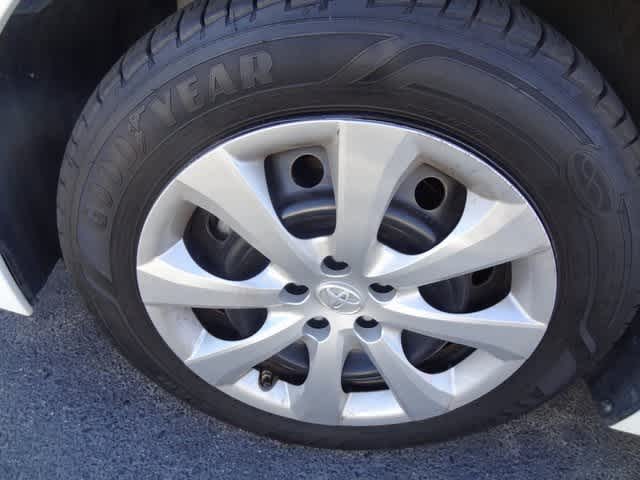 Thumbnail: 2021 Toyota Corolla - 13