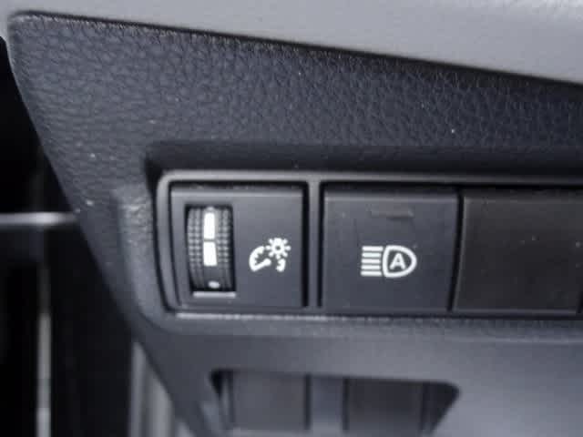 Thumbnail: 2022 Toyota Corolla Cross - 12