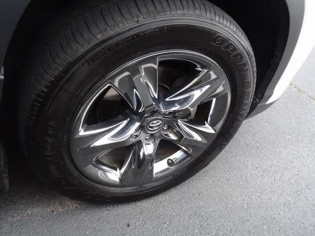 Thumbnail: 2018 Toyota Highlander - 26