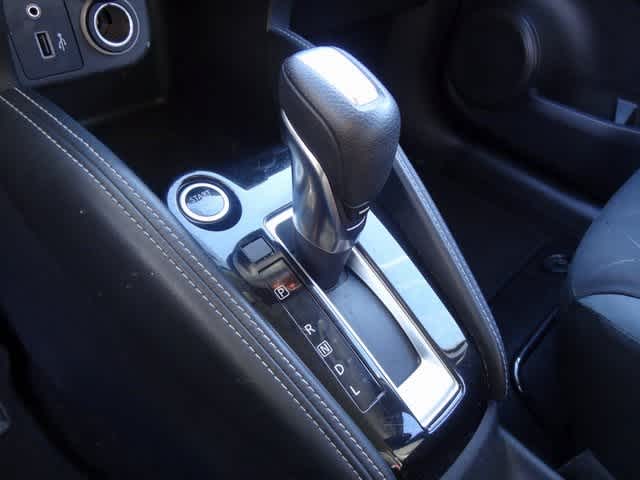 Thumbnail: 2019 Nissan Kicks - 17