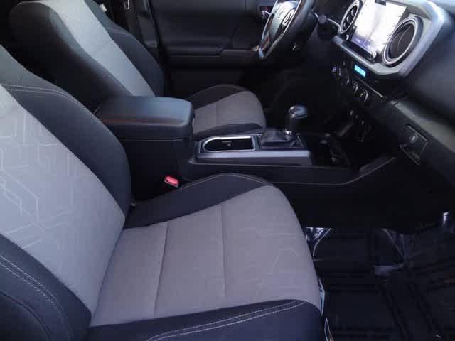 Thumbnail: 2023 Toyota Tacoma - 15