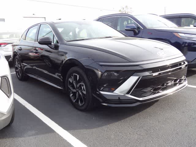 Thumbnail: 2025 Hyundai Sonata - 4