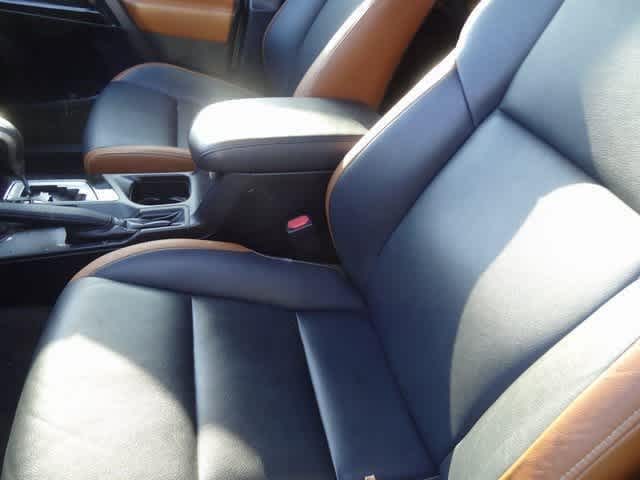 Thumbnail: 2017 Toyota RAV4 - 8