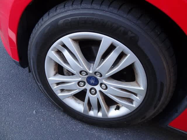 Thumbnail: 2012 Ford Focus - 21