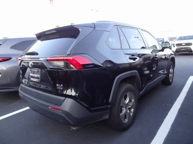 Thumbnail: 2022 Toyota RAV4 - 5