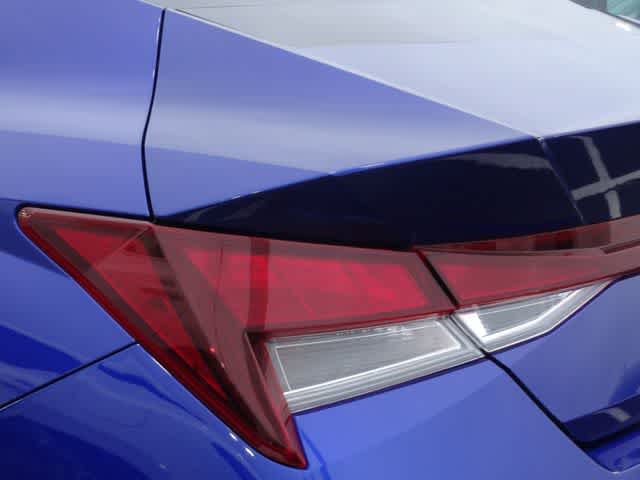 Thumbnail: 2024 Hyundai Elantra - 18