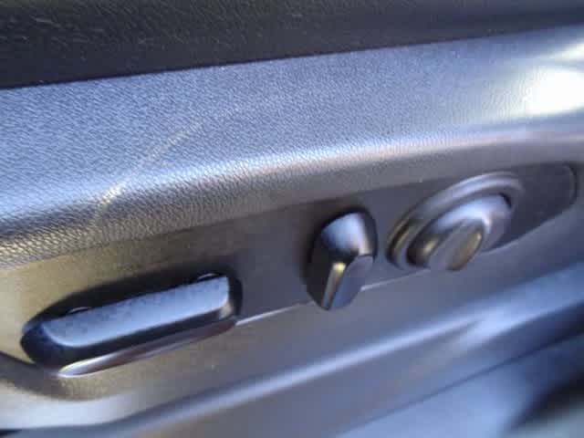 Thumbnail: 2019 Chevrolet Silverado 1500 - 9