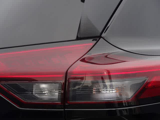 Thumbnail: 2023 Nissan Rogue - 18