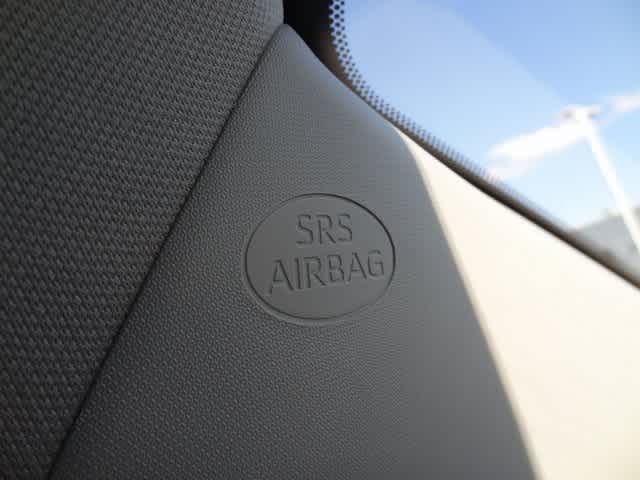 Thumbnail: 2025 Toyota RAV4 - 21