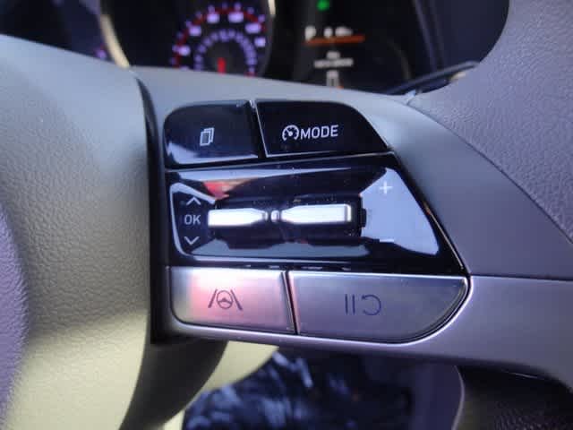 Thumbnail: 2023 Hyundai Elantra - 17