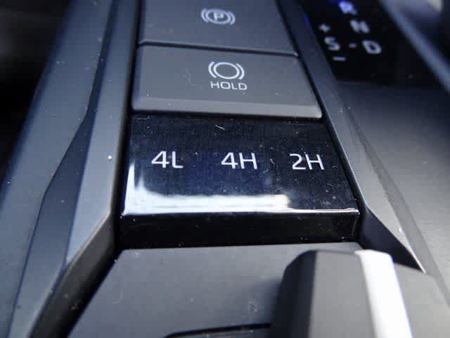 Thumbnail: 2024 Toyota Tacoma - 32
