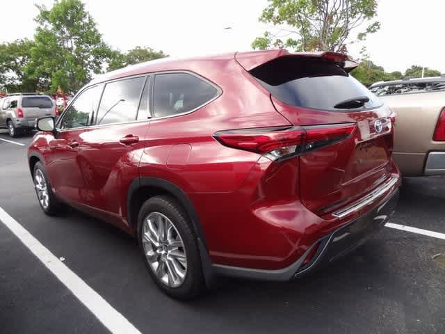 Thumbnail: 2021 Toyota Highlander - 5