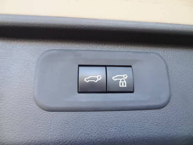 Thumbnail: 2024 Toyota Grand Highlander - 11