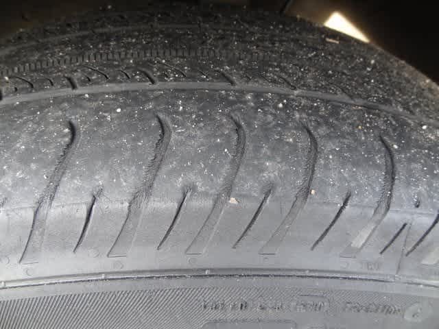 Thumbnail: 2017 Toyota RAV4 - 27