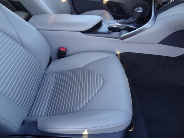 Thumbnail: 2023 Toyota Camry - 22