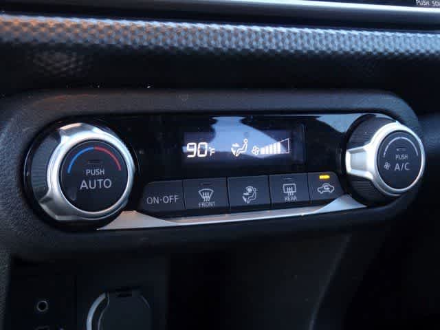 Thumbnail: 2020 Nissan Kicks - 20