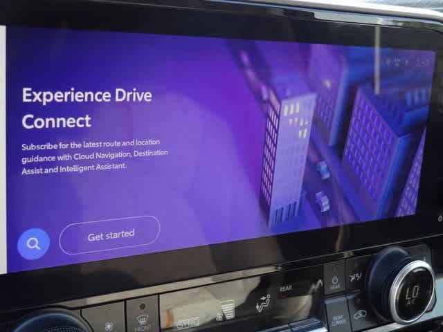 Thumbnail: 2023 Toyota Highlander - 32