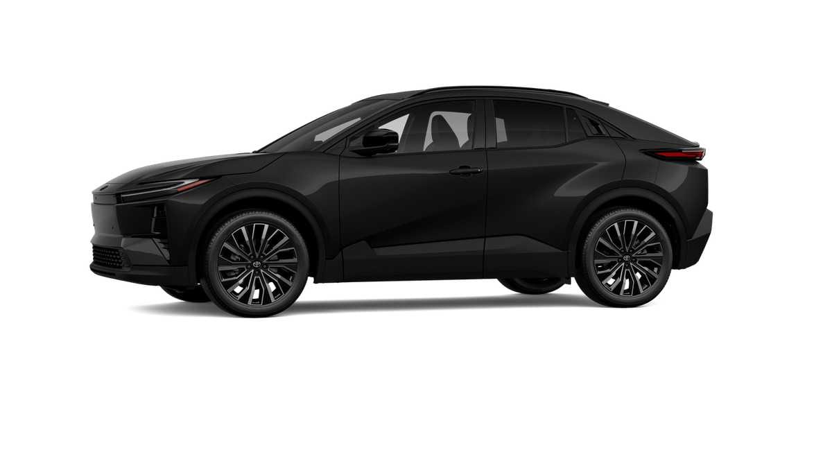 Thumbnail: 2026 Toyota C-HR - 3