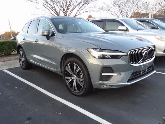 Thumbnail: 2022 Volvo XC60 - 3