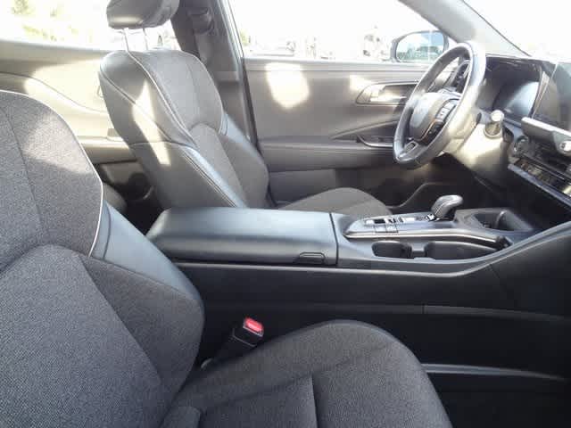 Thumbnail: 2023 Toyota Crown - 11