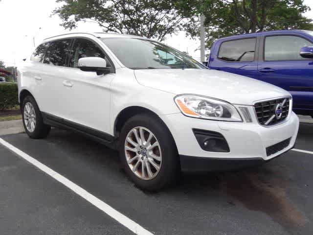 Thumbnail: 2010 Volvo XC60 - 3