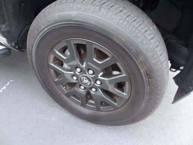 Thumbnail: 2025 Toyota 4Runner - 16