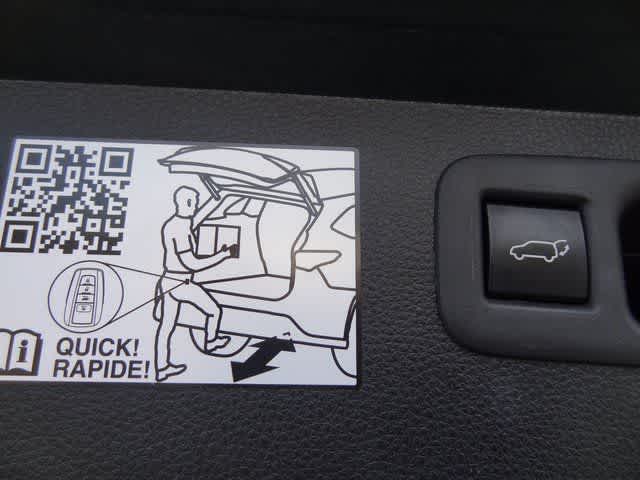 Thumbnail: 2023 Toyota Highlander - 11