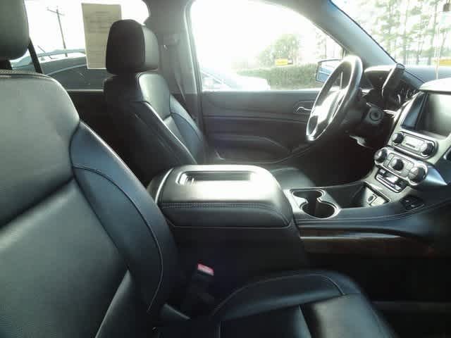 Thumbnail: 2019 Chevrolet Suburban - 6