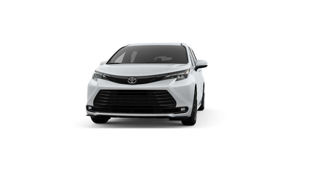 Thumbnail: 2026 Toyota Sienna - 18