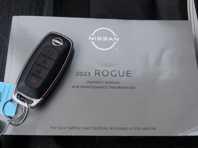 Thumbnail: 2023 Nissan Rogue - 32