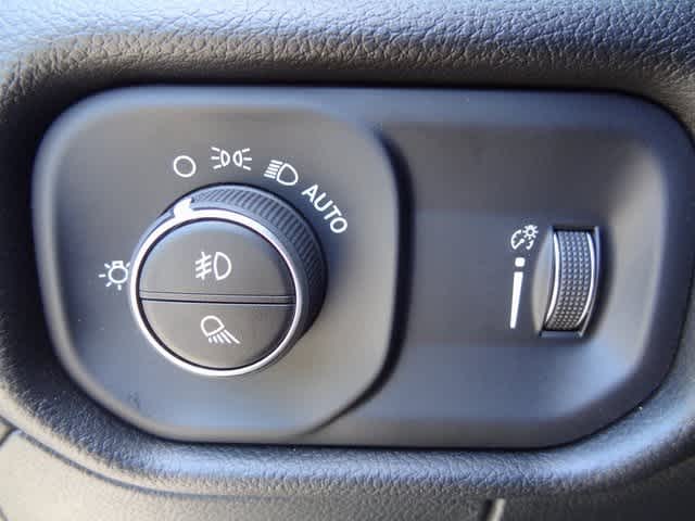 Thumbnail: 2025 RAM 1500 - 13