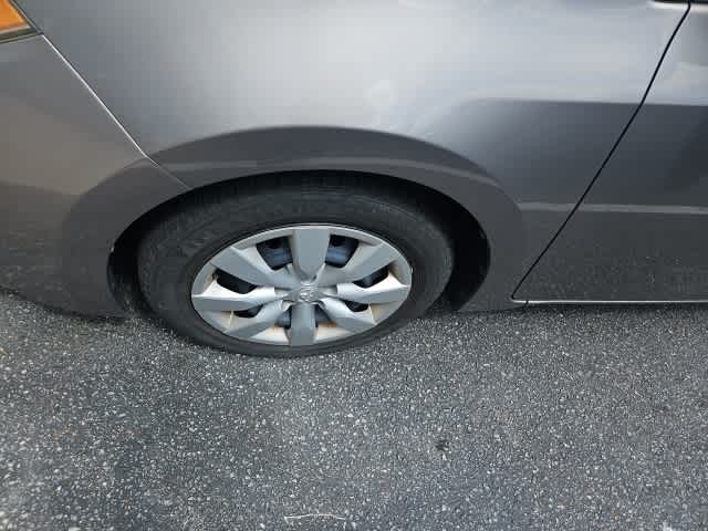 Thumbnail: 2015 Toyota Corolla - 3