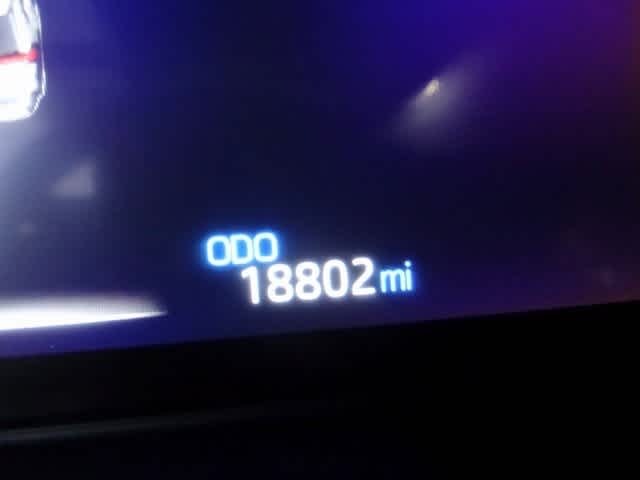 Thumbnail: 2023 Toyota RAV4 - 9