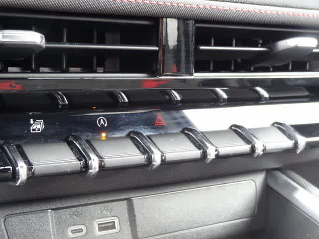 Thumbnail: 2024 Chevrolet Colorado - 27