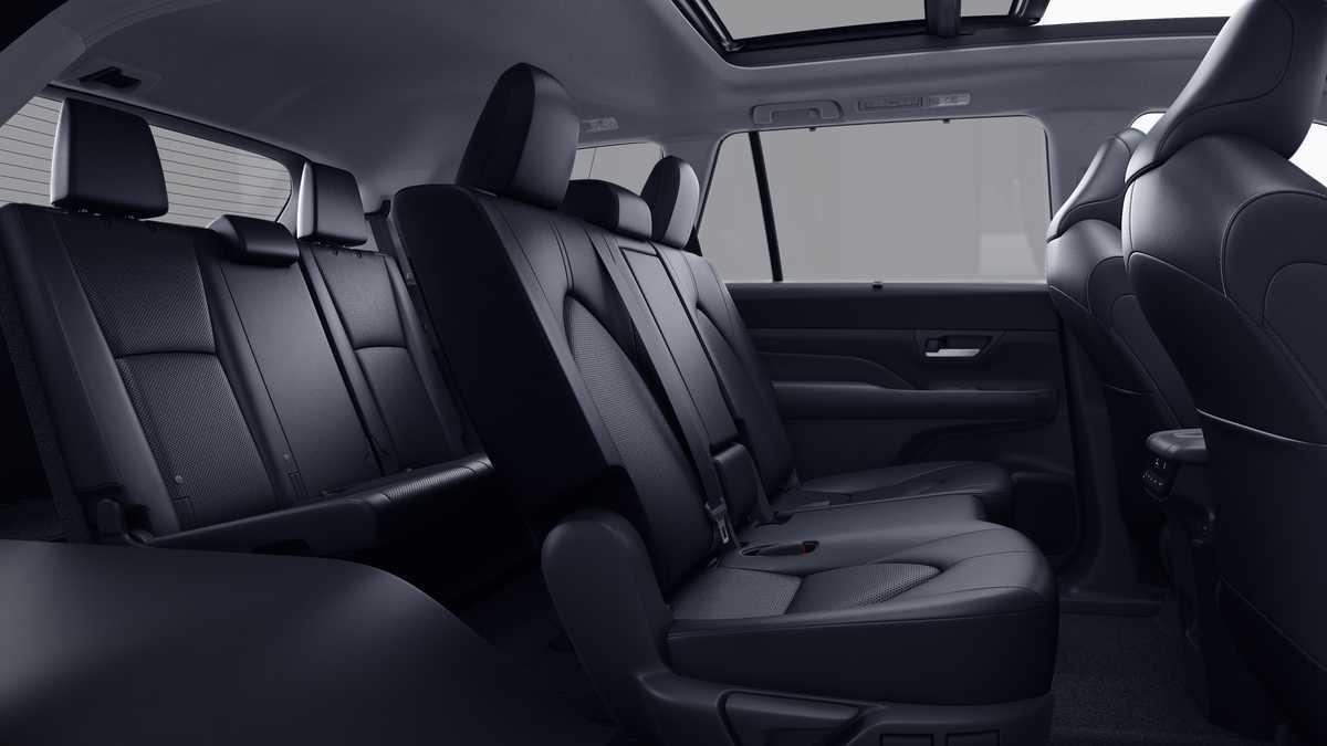 Thumbnail: 2025 Toyota Grand Highlander - 21