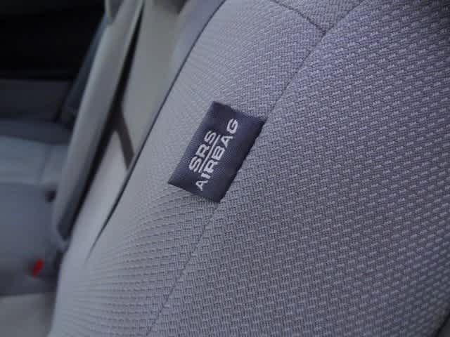 Thumbnail: 2012 Toyota Camry - 16