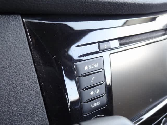 Thumbnail: 2019 Nissan Rogue Sport - 16