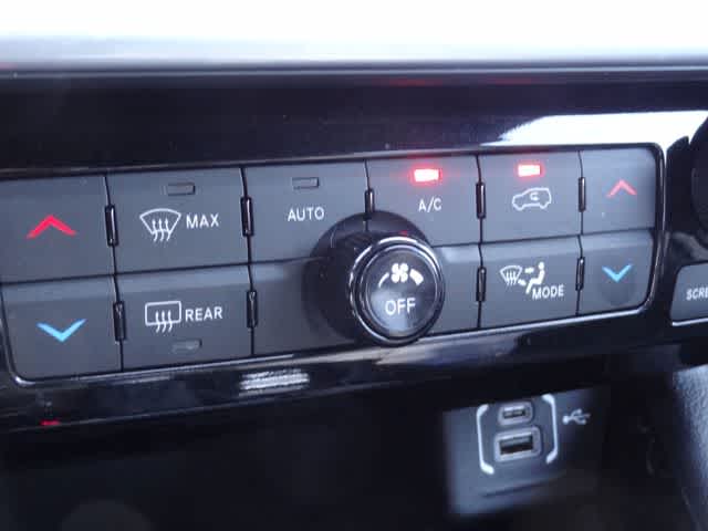 Thumbnail: 2025 Jeep Compass - 34