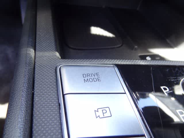 Thumbnail: 2025 Hyundai Elantra - 25