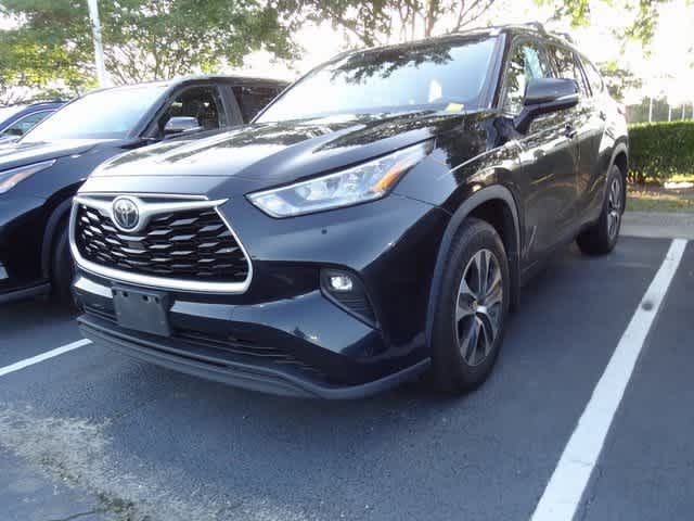 Thumbnail: 2020 Toyota Highlander - 1