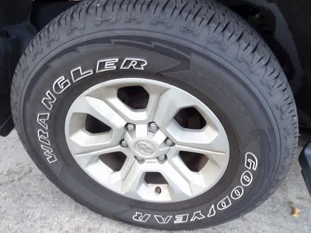 Thumbnail: 2017 Toyota 4Runner - 12