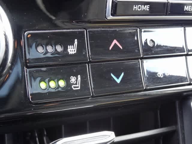 Thumbnail: 2022 Toyota Highlander - 40