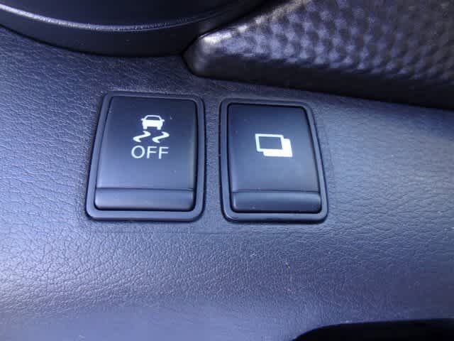 Thumbnail: 2019 Nissan Kicks - 10