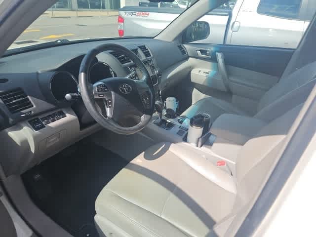 Thumbnail: 2013 Toyota Highlander - 1