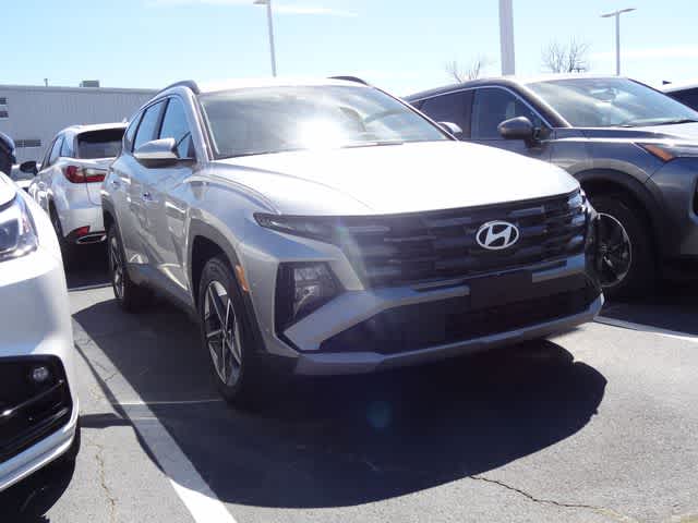 Thumbnail: 2025 Hyundai Tucson - 3