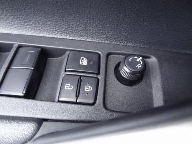 Thumbnail: 2025 Toyota Corolla Cross - 7