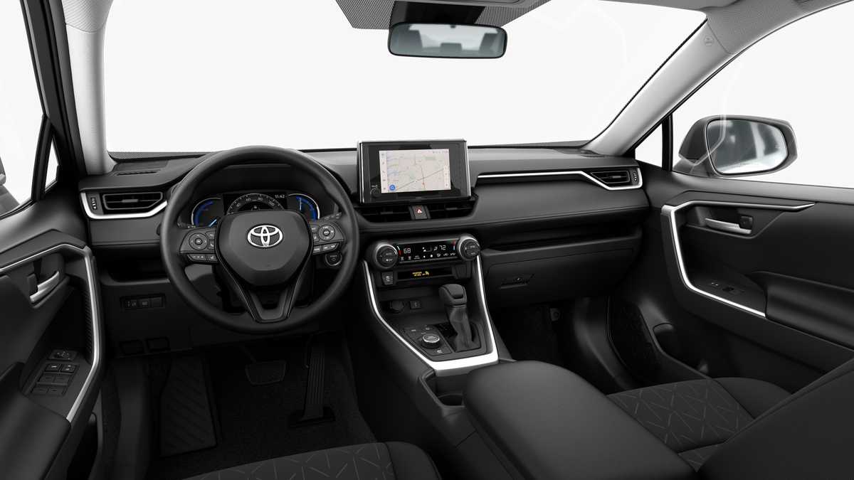 2025 Toyota RAV4 XLE 18