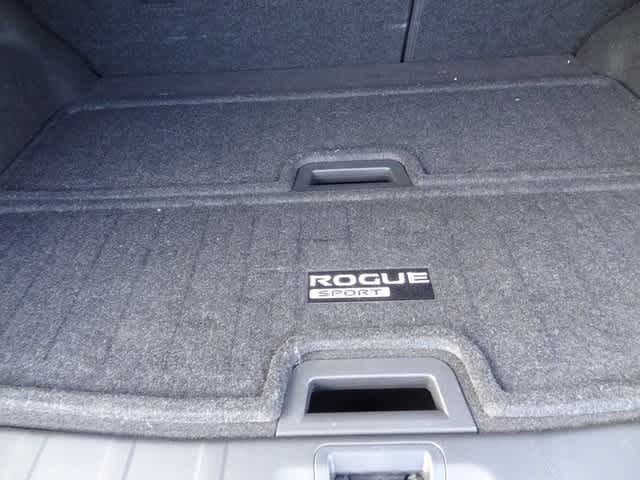 Thumbnail: 2019 Nissan Rogue Sport - 20